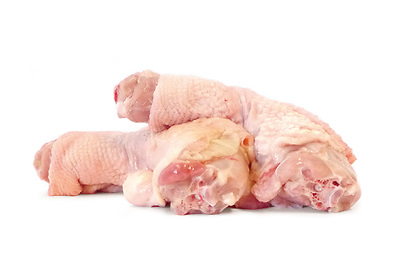 Ganze Bio-Hühnerhälse mit Haut